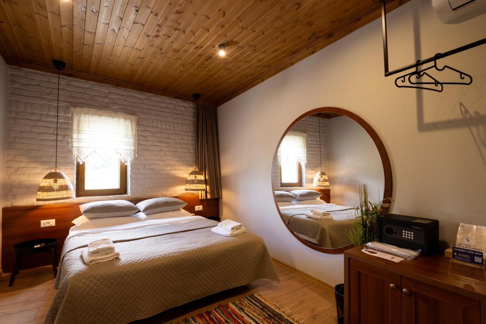 The Stone Sky Hotel Gjirokastër Dış mekan fotoğraf