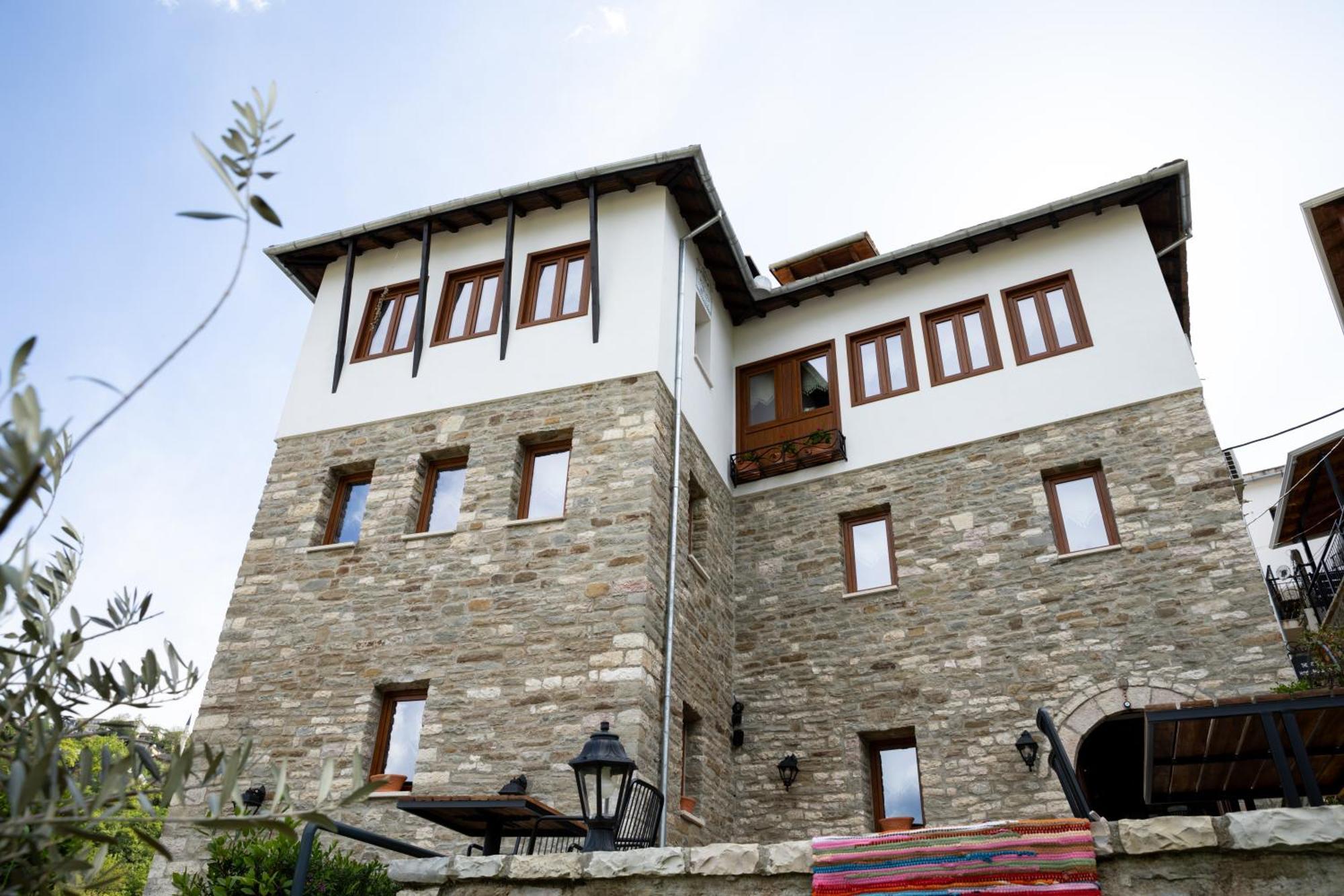 The Stone Sky Hotel Gjirokastër Dış mekan fotoğraf